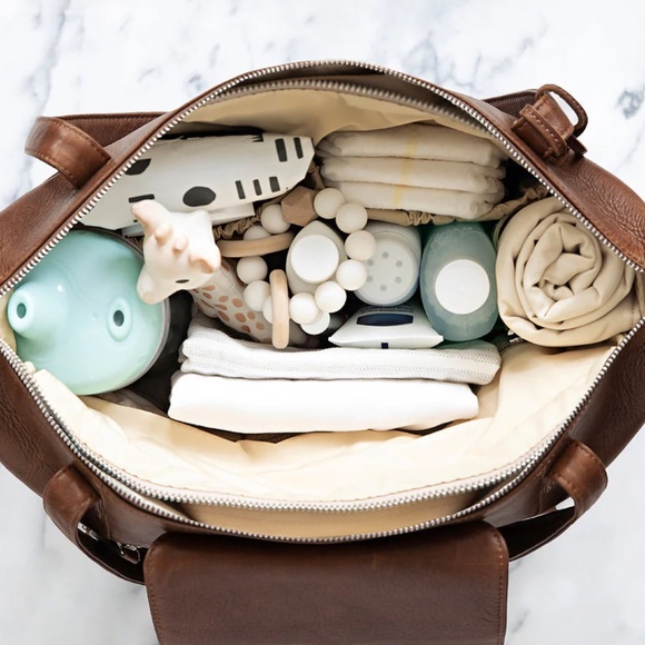 Lily jade Madeline leather bag / diaper bag - Picture 3 of 16